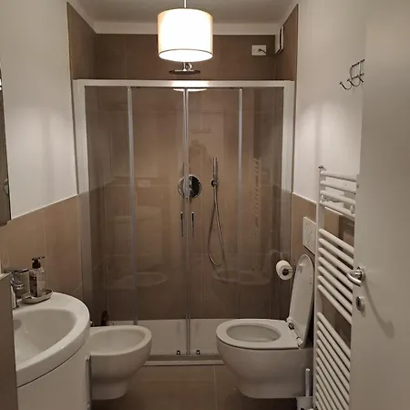 Gaia's Self Check In 베르가모